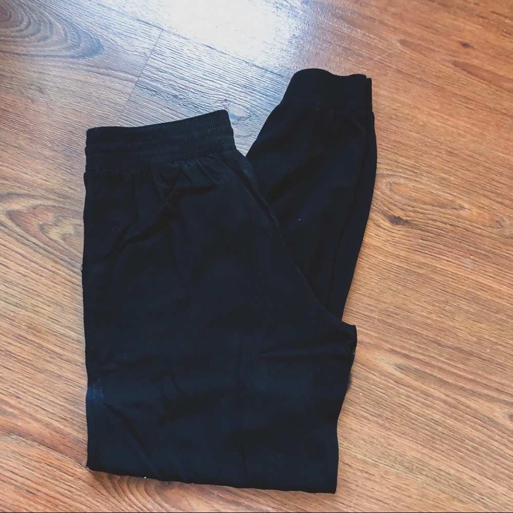 Super soft & comfy black joggers